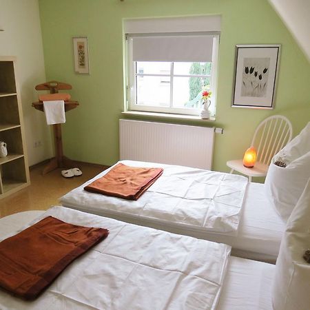 Oekohausnamaste Hotel Oberasbach Kamer foto